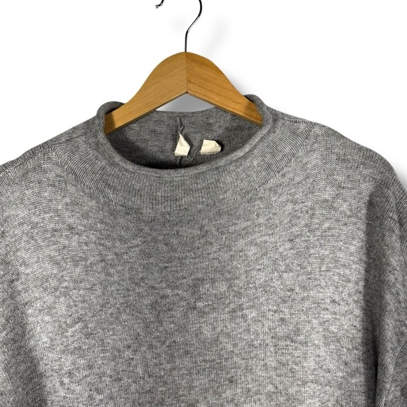 Anthropologie Moth Saskia Rolled Neck Tunic Sweater, Light Grey, Size Large - Picture 4 of 14